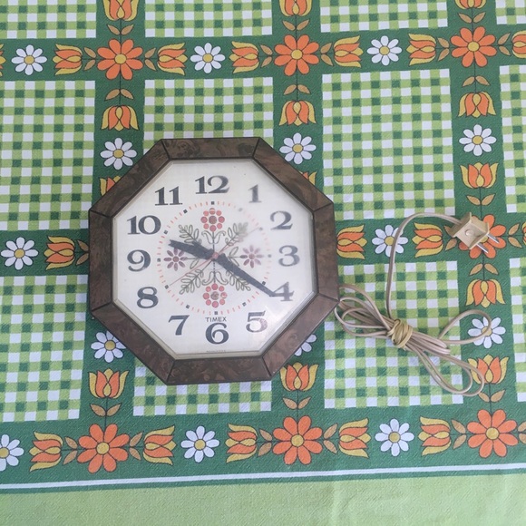 Timex Other - Buy 1 Get 1 Free 🦋 Vintage Timex Electric Clock